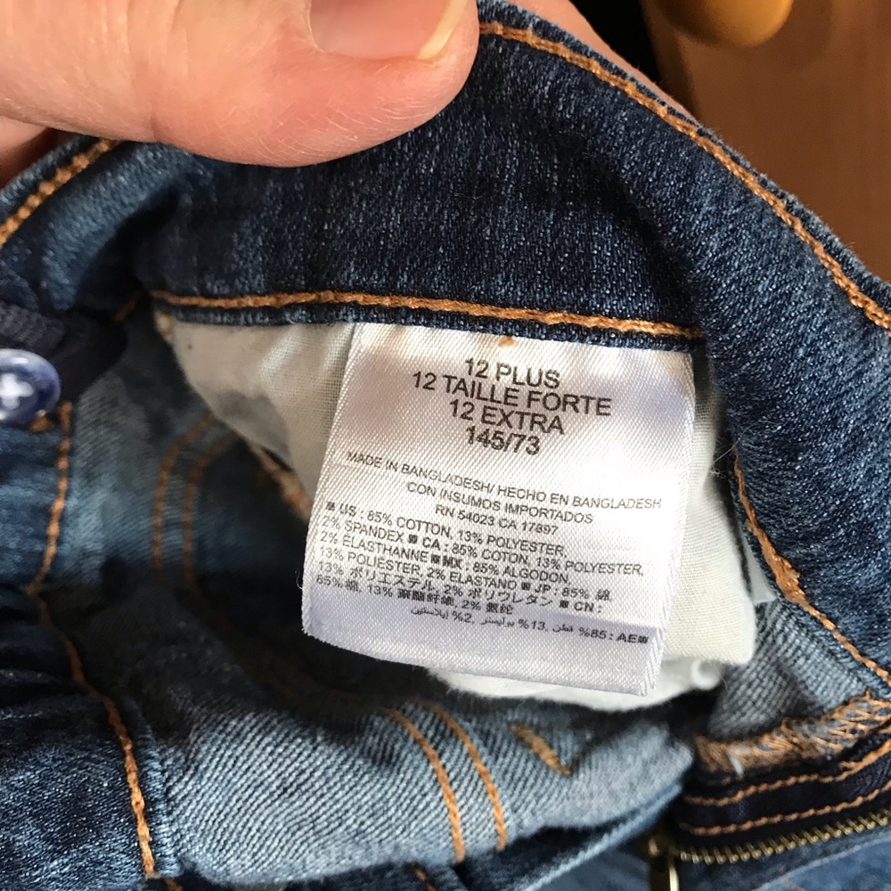 Old Navy Skinny Jeans - Picture 6 of 6